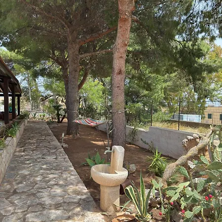 Ester Villa